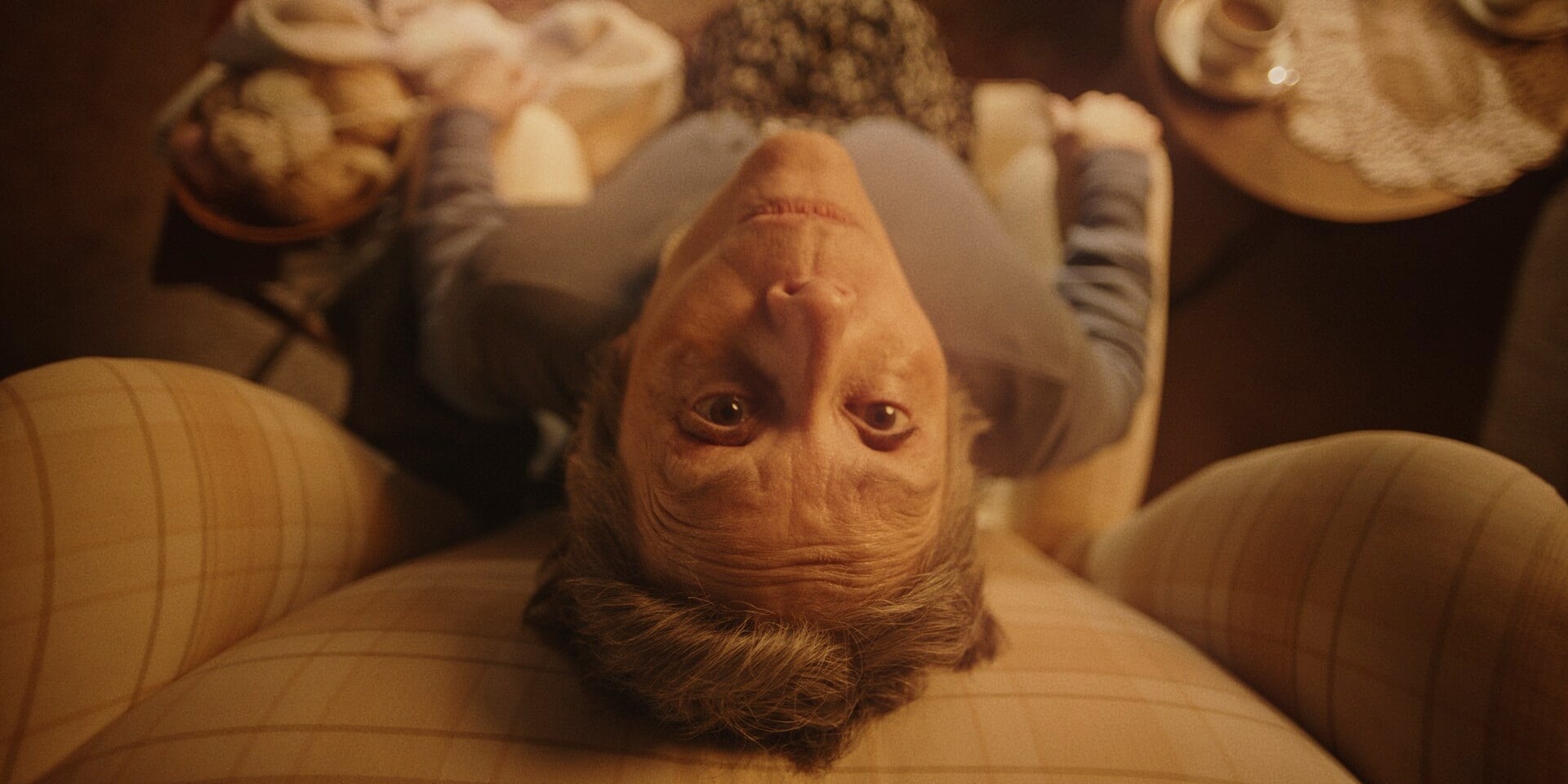 Photo 6 HUMBUG_STILL_3.jpg